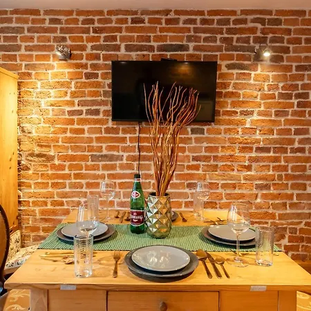 Appartamento Apartament 1886 - Doba Do 14-00 - W Scislym Centrum Z Widokiem Na Majowke - By Space Apart