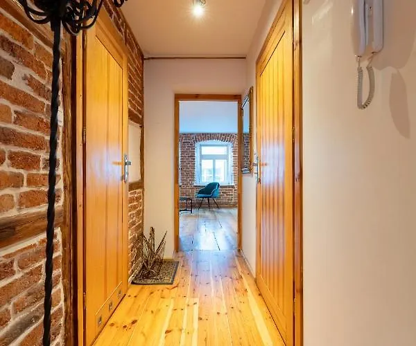 Appartement Apartament 1886 - Doba Do 14-00 - W Scislym Centrum Z Widokiem Na Majowke - By Space Apart Jelenia Góra