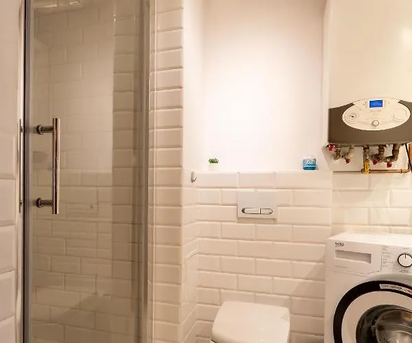 Apartament 1886 - Doba Do 14-00 - W Scislym Centrum Z Widokiem Na Majowke - By Space Apart Jelenia Góra